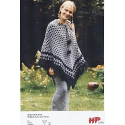 Hklet Poncho og strikket nederdel