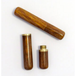 Nleetui i tr og med gevind i messing