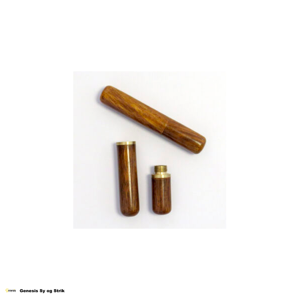 Nleetui i tr og med gevind i messing