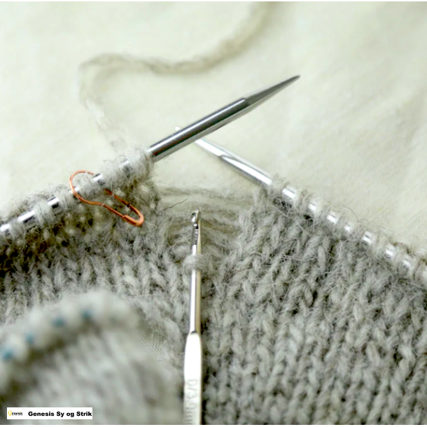 Dobbelt hklenl til at samle masker op og klare mange reparationer p dit strik