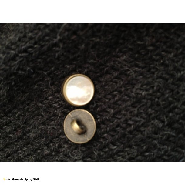 Knap med hvid perlemor - 11 mm