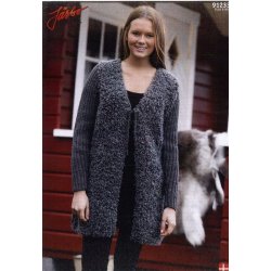 Lang trje med forstykke i Moa