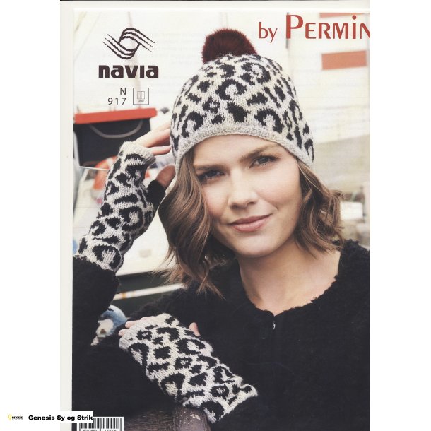 NAVIA hue, vanter og pompon.