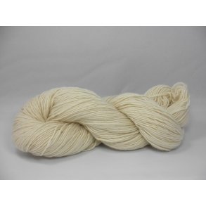 Manos Del Uruguay Fino - Ivory