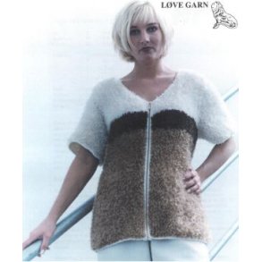 Trje med kort rme og lynls