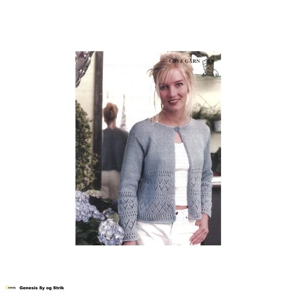 Kort trje med hulmnster