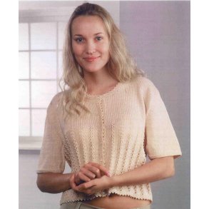 Trje med hulmnster og korte rmer