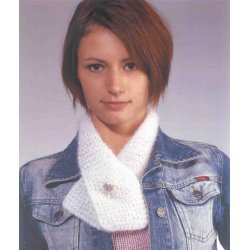 Halsvarmer og broche