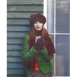 Baskerhue med hklet blomst