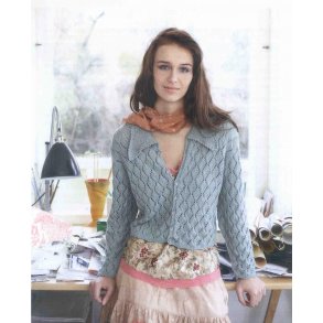 Kort trje med hulmnster