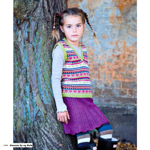 Pigenederdel og pigevest med mnster