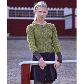 Trje med aranmnster og 3/4-rmer