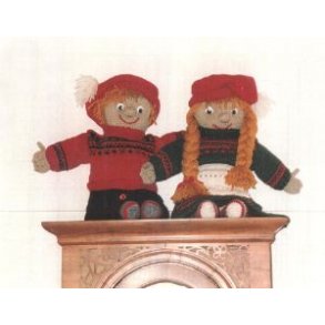 Nissepige og -dreng i Lve Highland - krammenisser