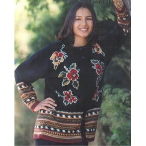 Trje med mnsterstriber og blomster